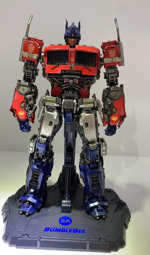 IN HAND Transforms ThreeA OptimusPrime figure