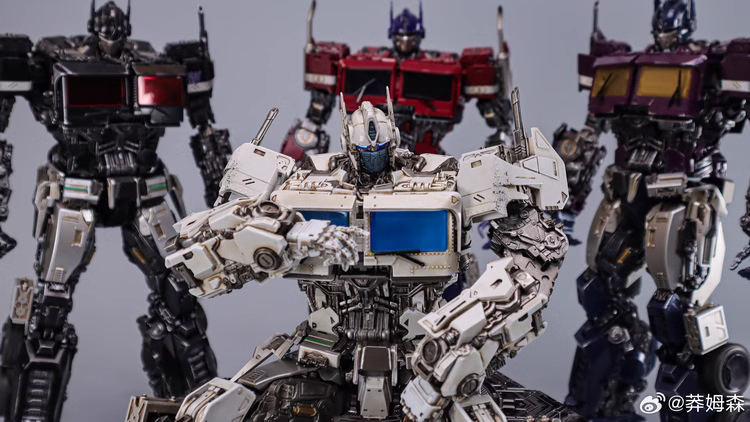 Pre Order Magnificent mecha MM-01W white Optimus Prime and Weapon accessory kit - Image 5